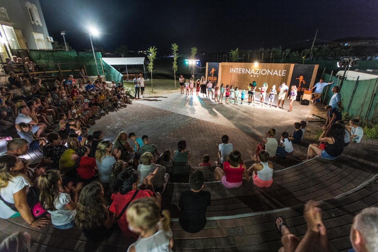 Camping Internazionale - Sottomarina Di คิออกเจีย ภายนอก รูปภาพ