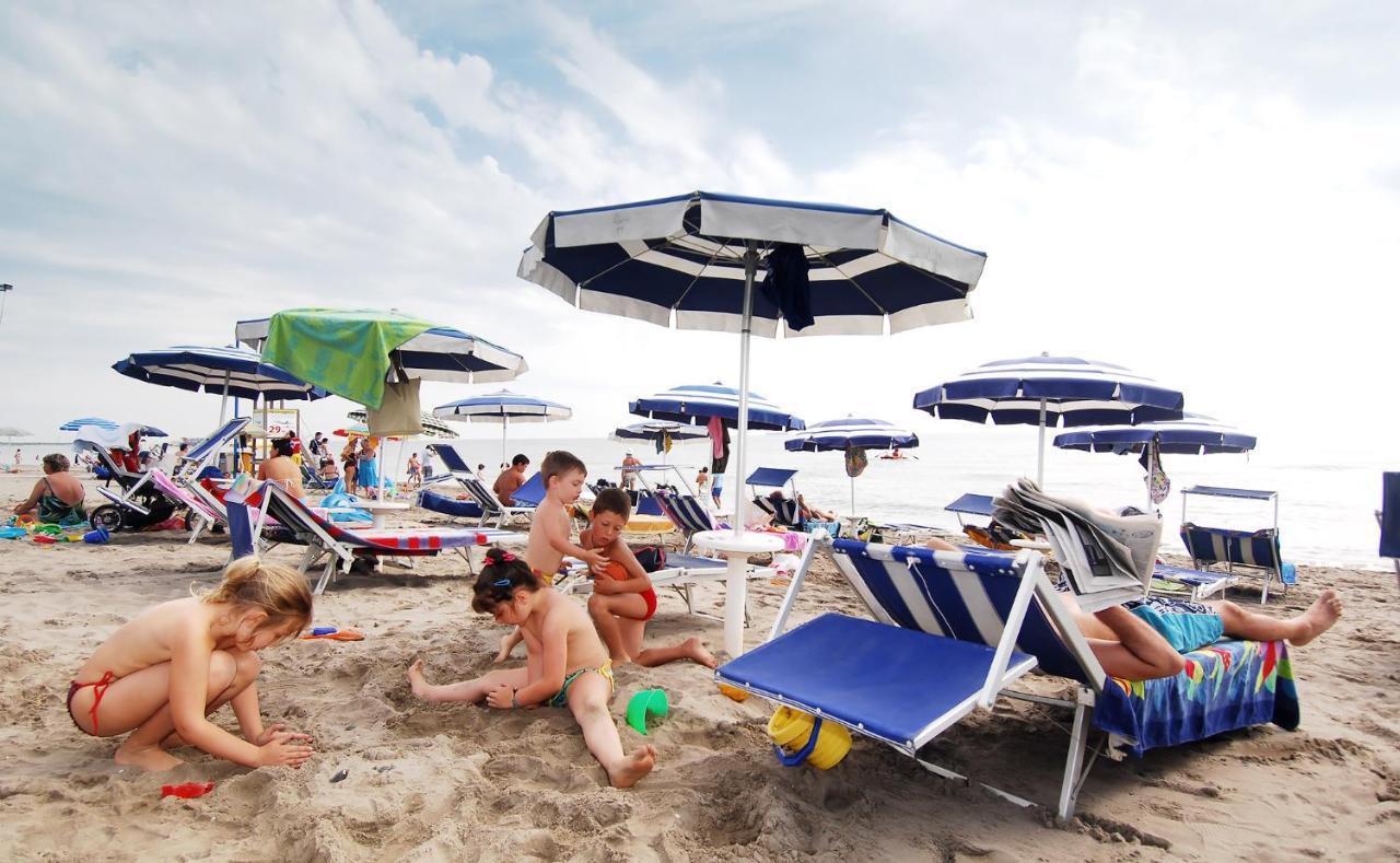 Camping Internazionale - Sottomarina Di คิออกเจีย ภายนอก รูปภาพ